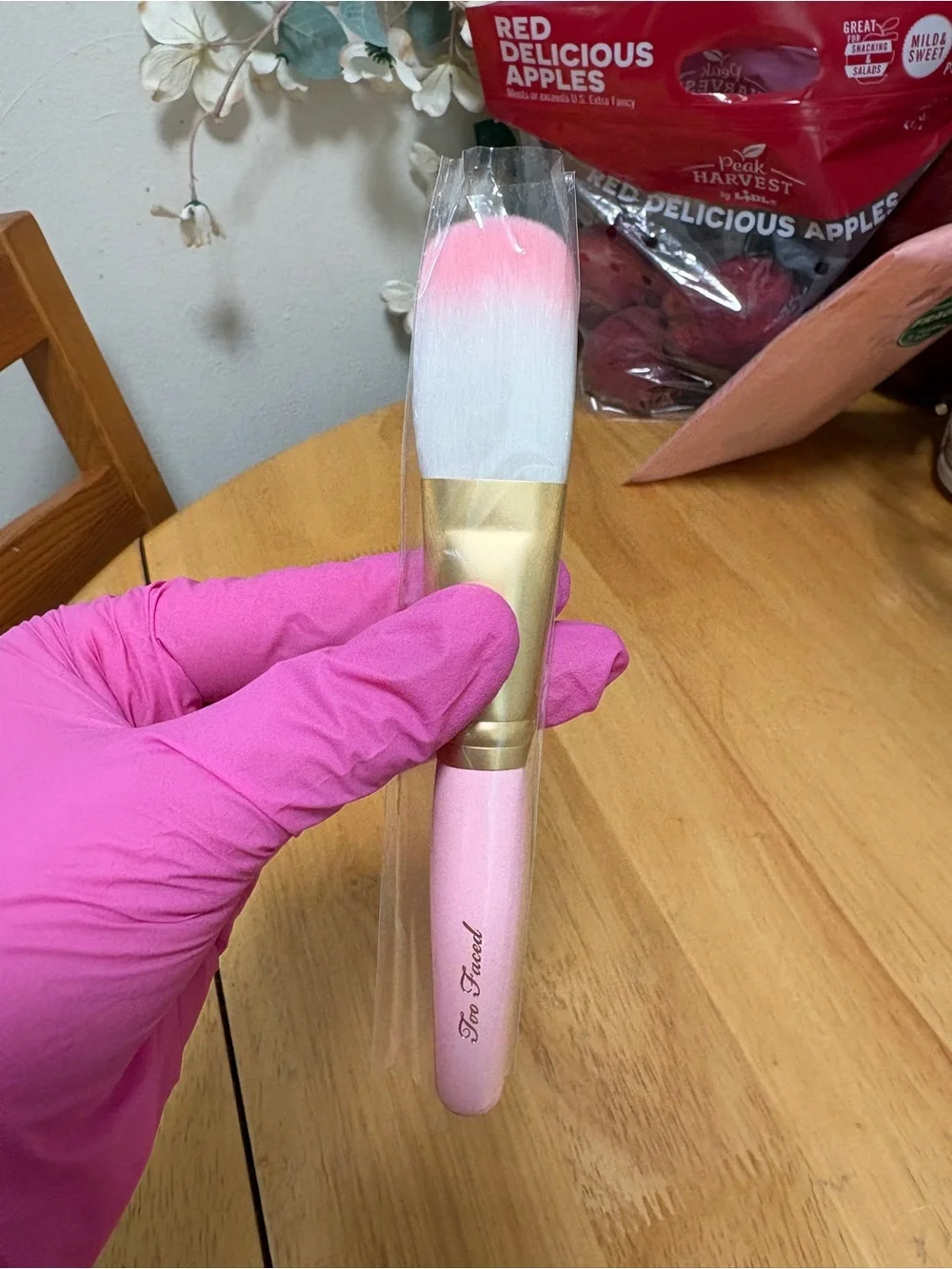 Too Faced Flatbuki Brush, makeup brush for powder,blush or bronzer, NWOB, no Box